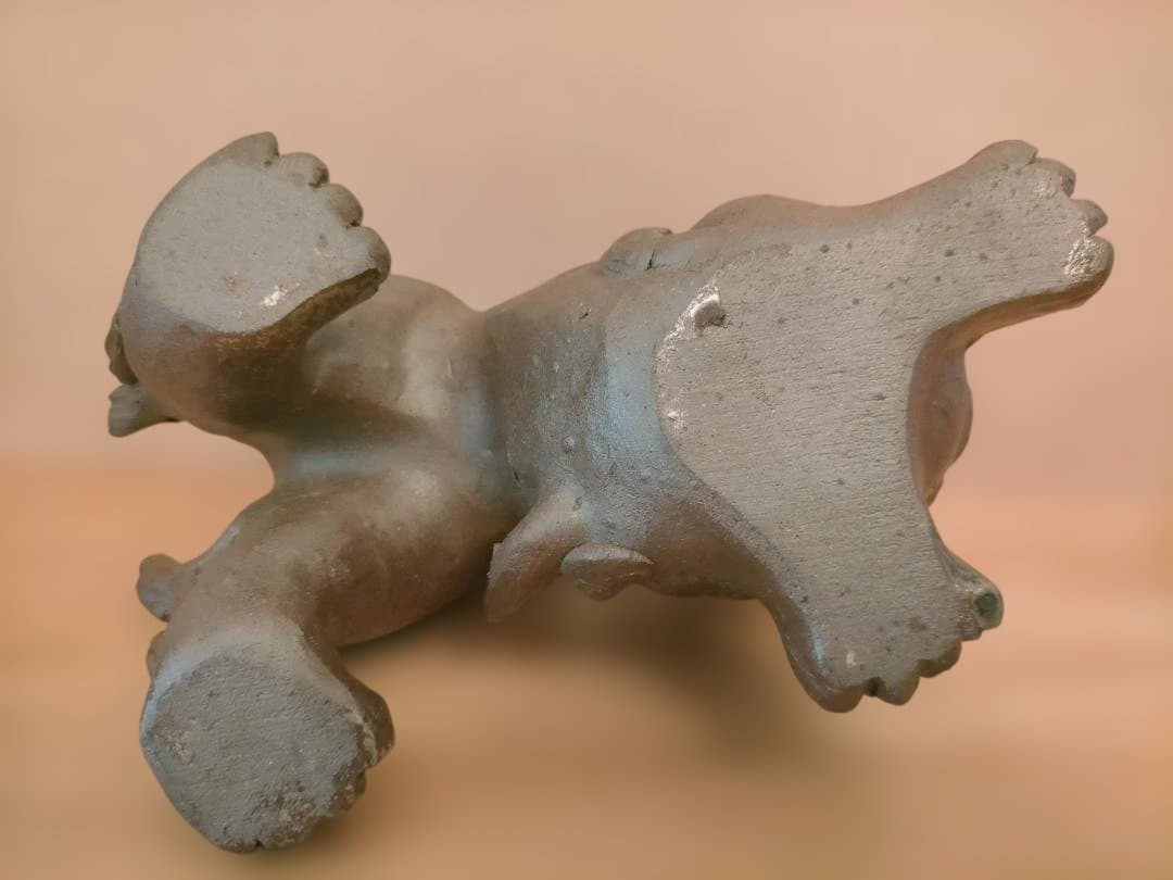 高江洲育男さんのシーサー