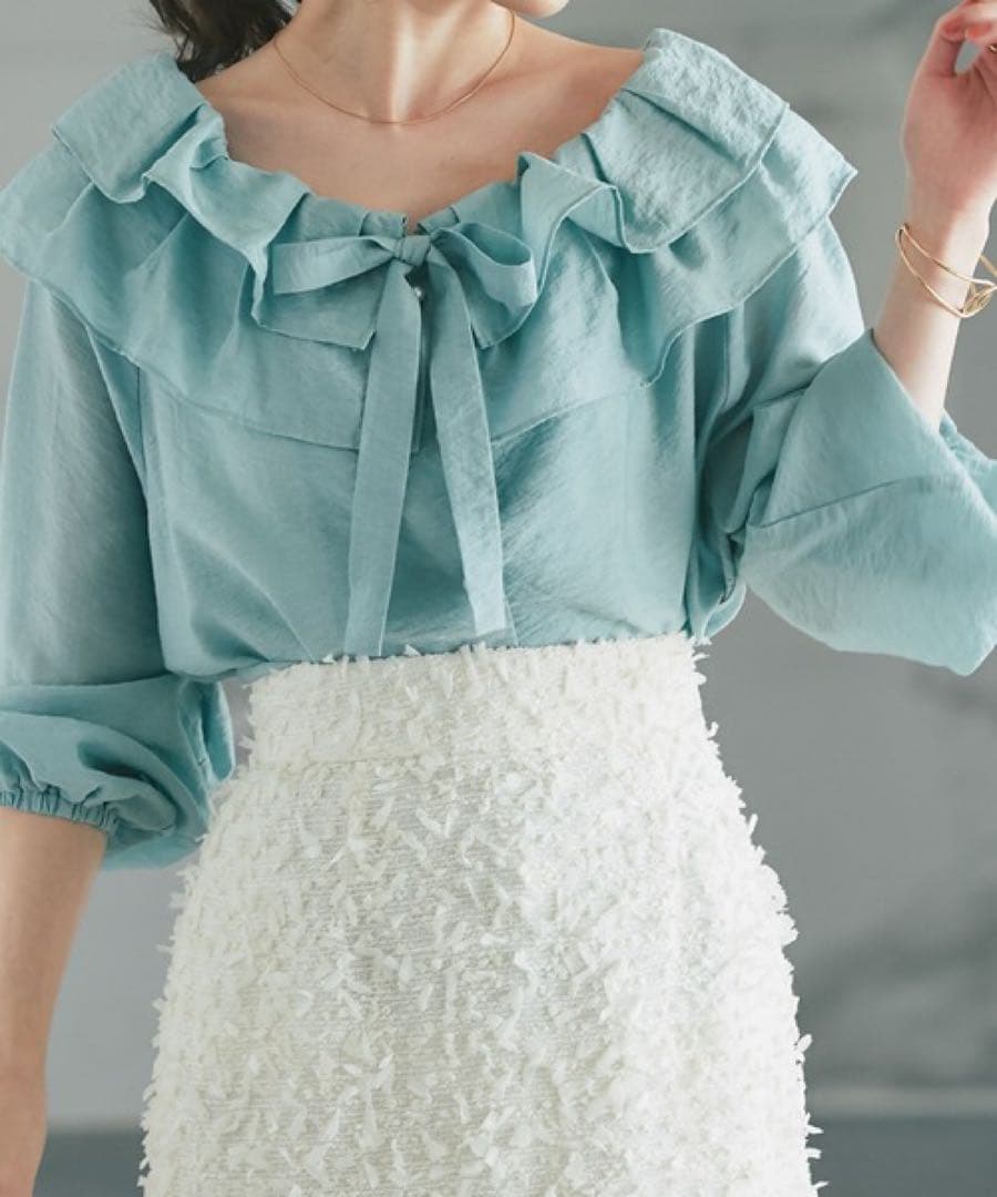 新品　La boutique BonBonギャザーフリルリボンブラウス　グリーン