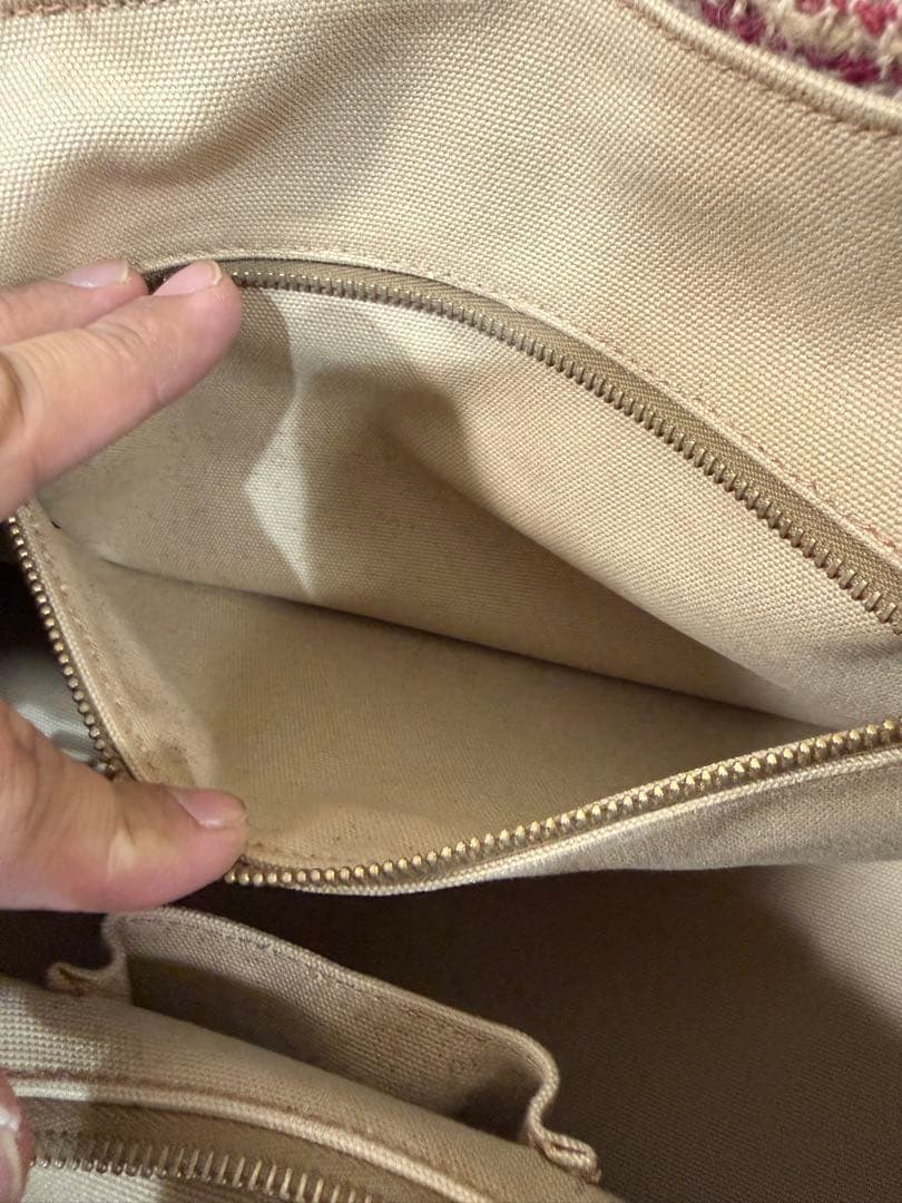 PRADA ツイード カナパトート