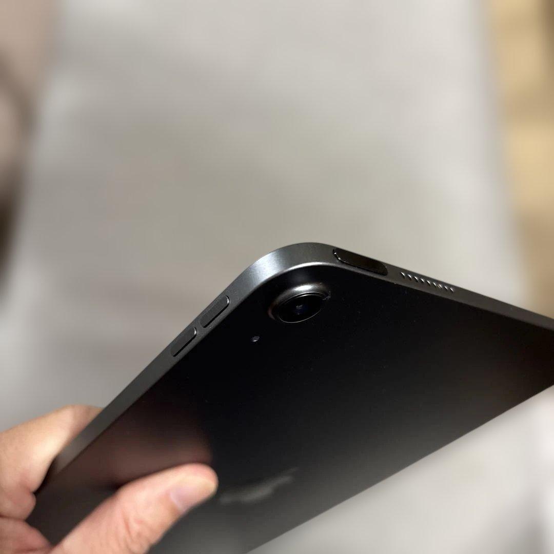 iPad Air 第4世代 スペースグレー WiFiモデル 64GB