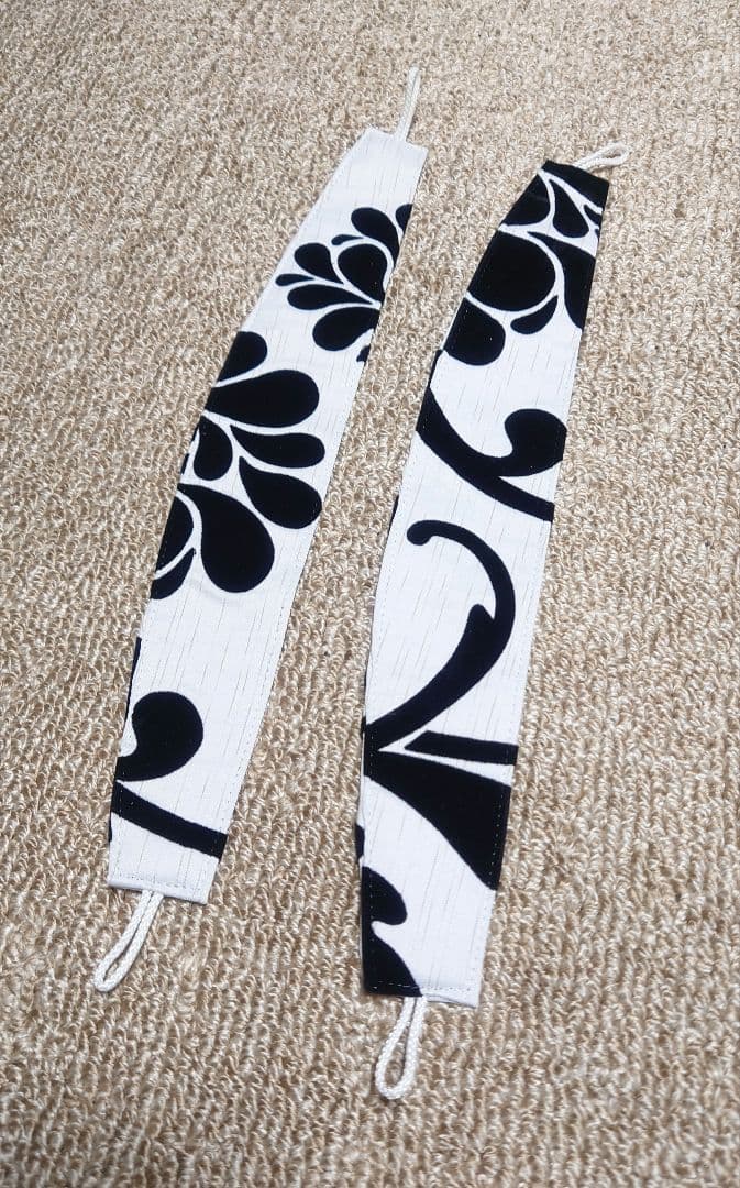 ニトリ　オーダーカーテン　遮光2級　センチュリー ブラック　レースセット