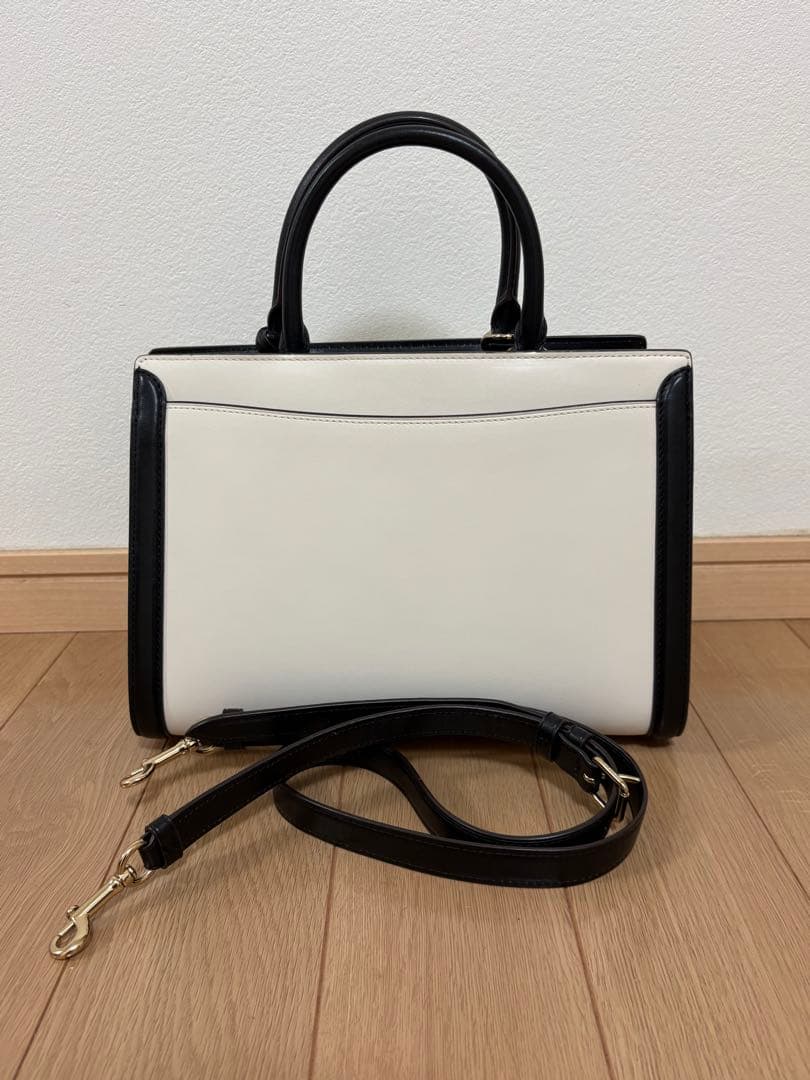 【1月4日迄 値下げ】COACH バッグ ホワイト・ブラック