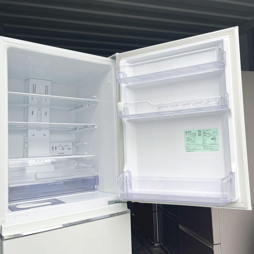 141取付無料！三菱自動製氷機搭載！高性能おしゃれホワイト3ドア冷蔵庫！洗濯機