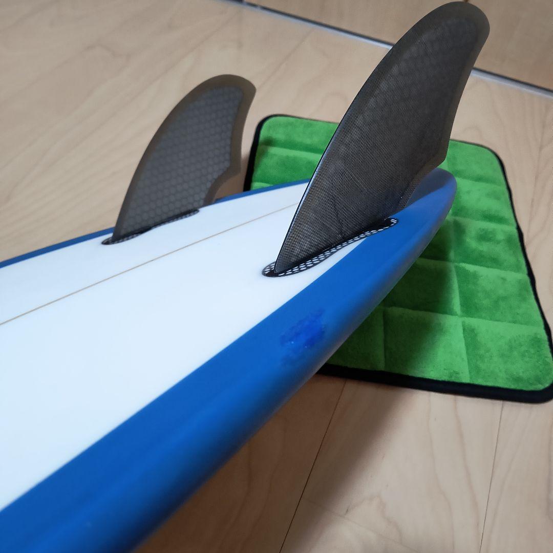 ツインピンみたいなサーフボードEPS 5.10