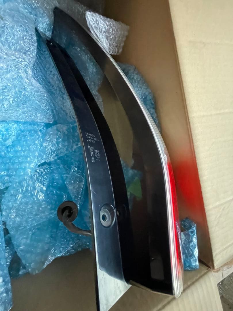 送料込！日産デイズ　B21W ライダー前期テールレンズ　左右セット