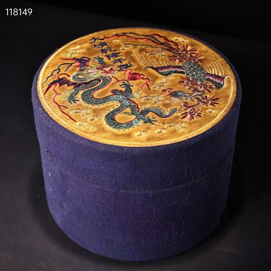 中国古美術・珍品古蔵・純銅制・高浮彫刻花鎏金碗・箱付・茶道具・置物・食器・文房具