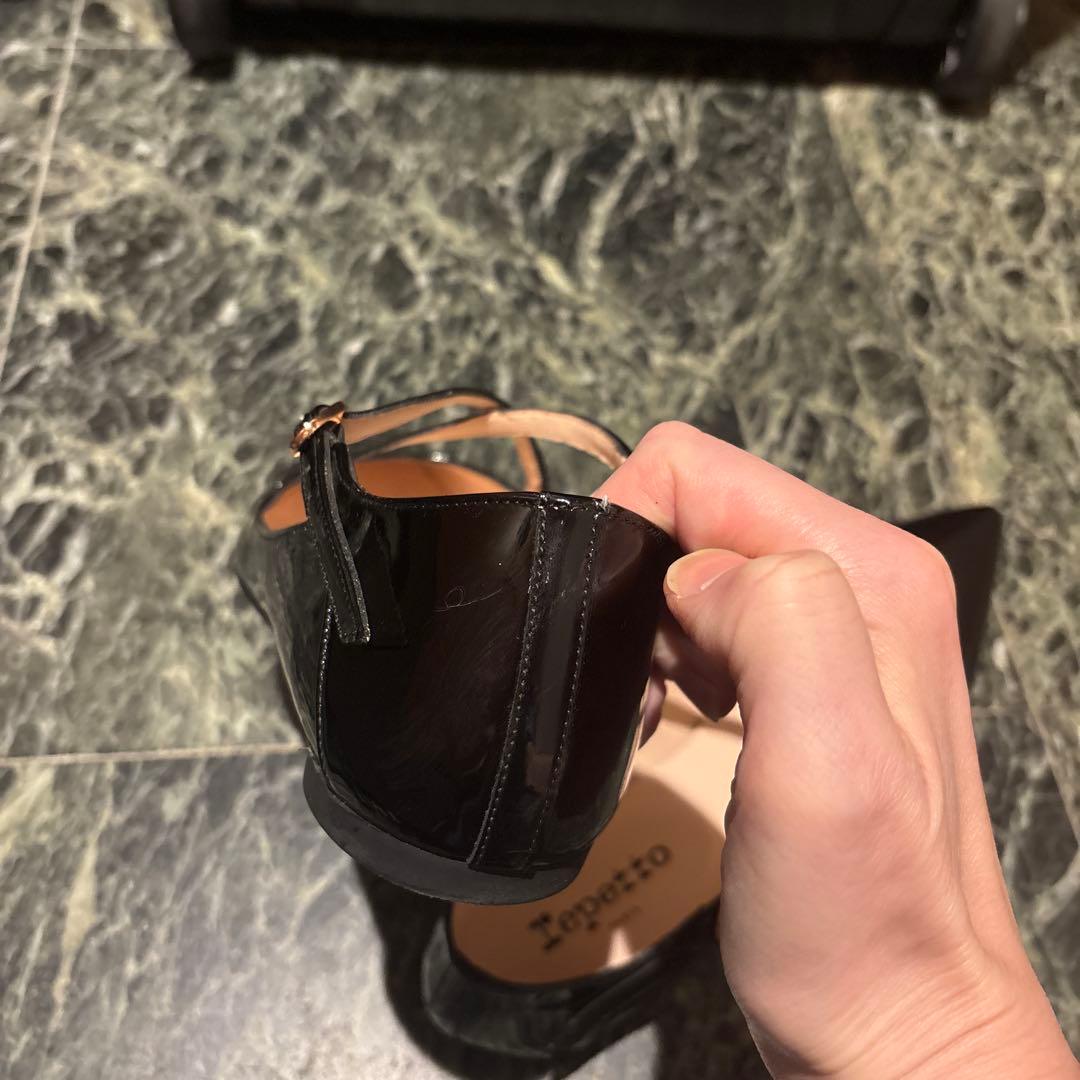 いちご　レペットのクロスストラップシューズ　:40(約25.3㎝)