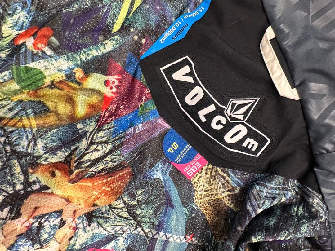 VOLCOM NIKITA ボードウェア　上下セット