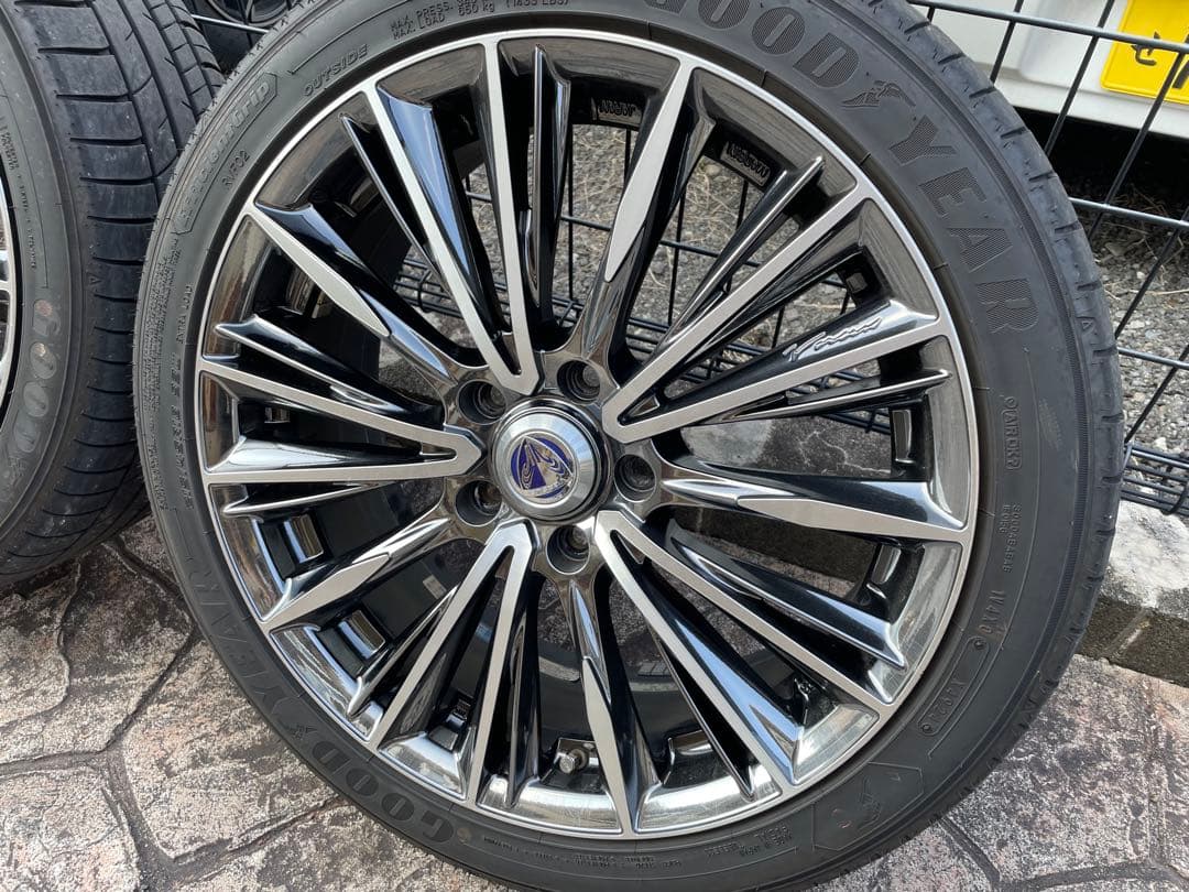 ② レイズ ベルサス ストラテジーア ヴォウジェ ノア ヴォクシー エスクァイア