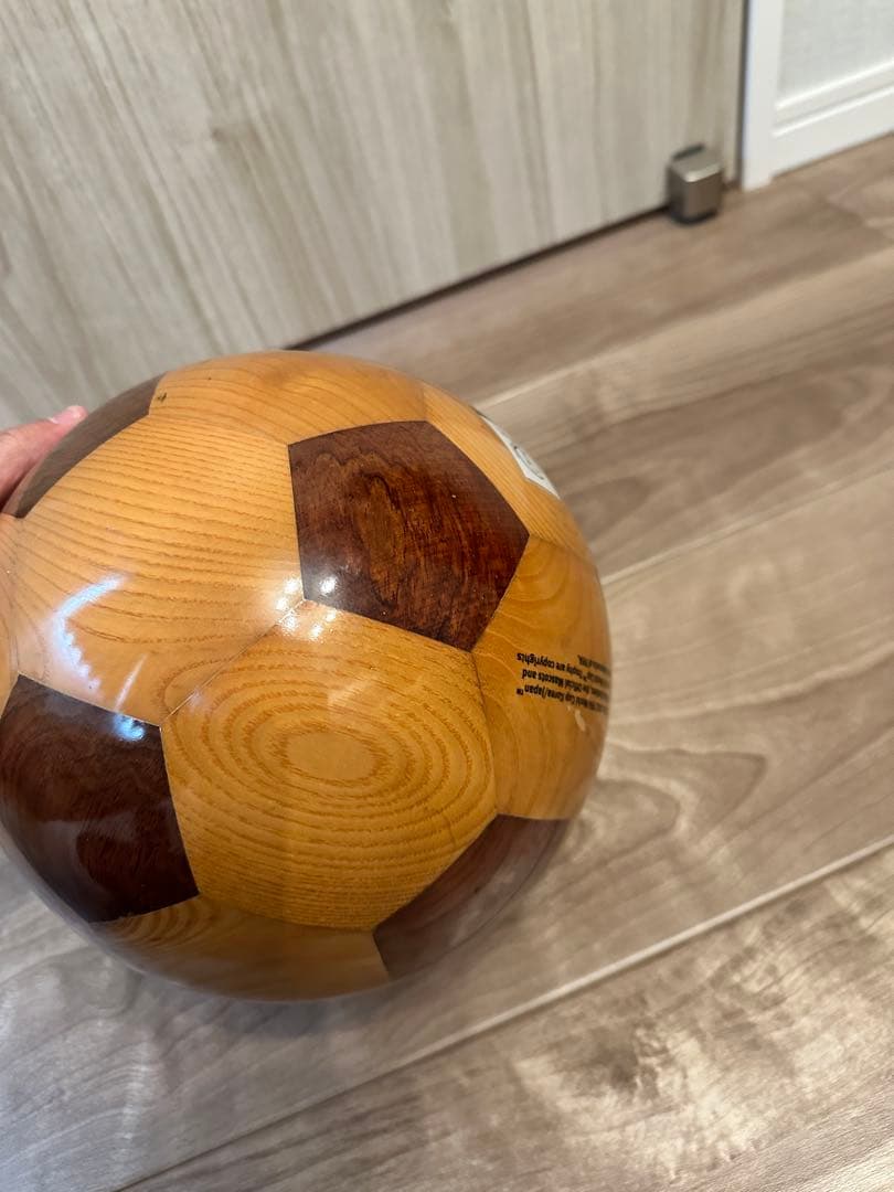 希少FIFA2002年日韓ワールドカップ木製サッカーボールmolten/5号