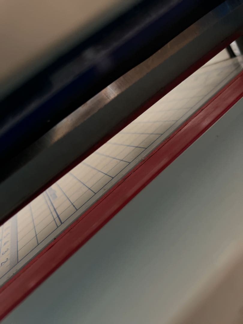 大型裁断機機 .予備の 替え刃 .刃受け木もあり