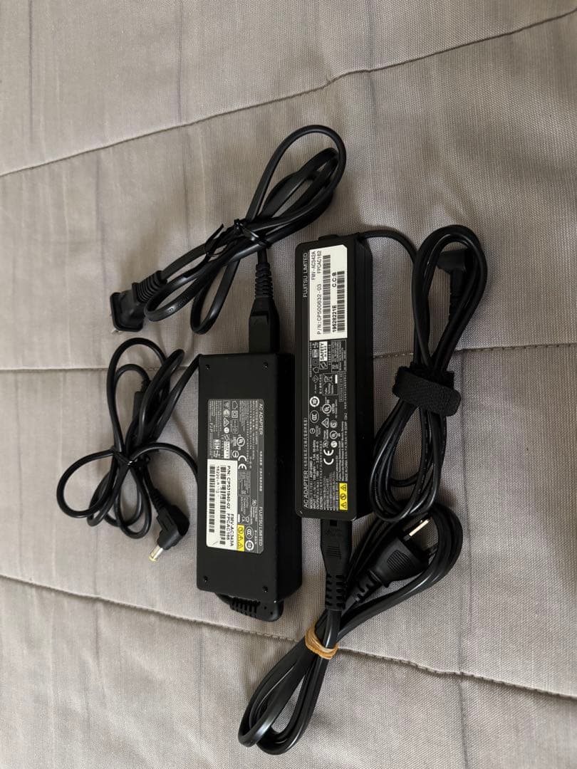 Windowsタブレット本体 Fujitsu Arrows Tab Q739 A/B i5 4GB 128GB