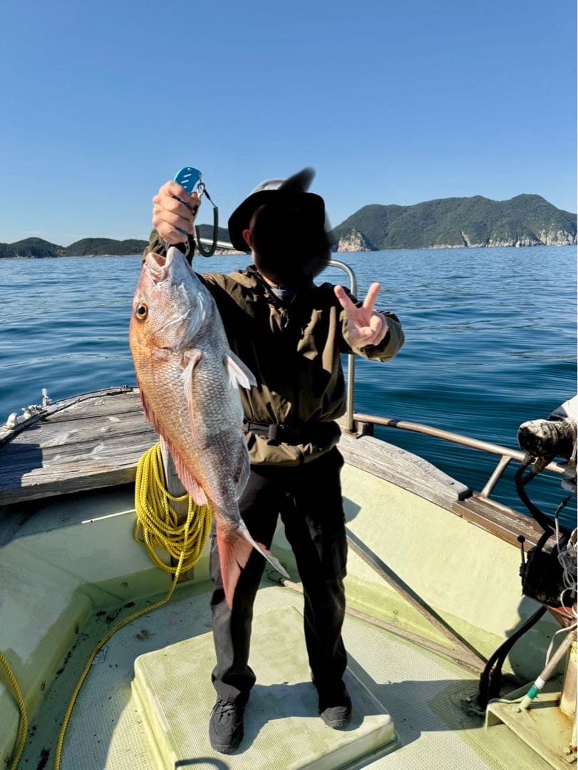 SHIMANO シマノ カルカッタ小船400（PEライン1.2号200m巻済み）