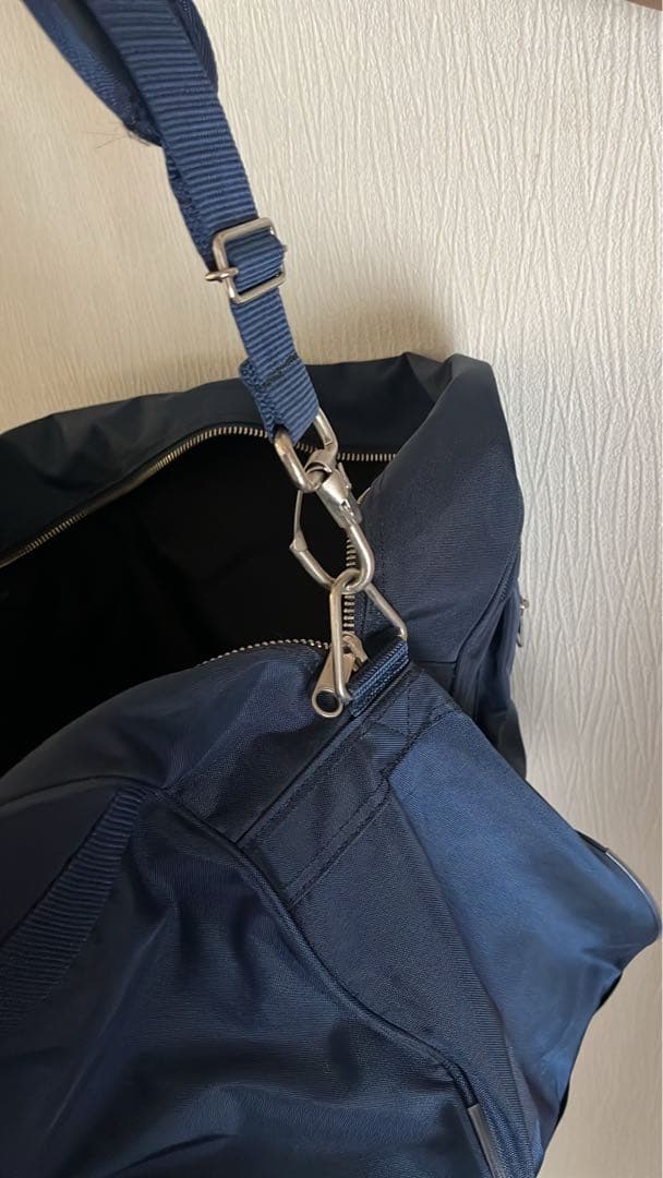 横浜商科大学高等学校のスクール鞄