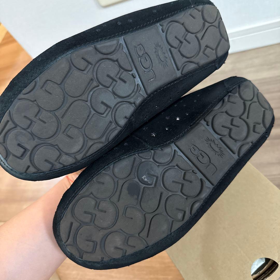 UGG ダコタスターガール ブラック リボン付き モカシン 24cm