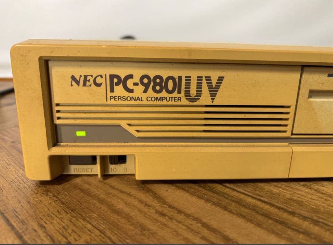 通電OK NEC パーソナルコンピュータ PC-9801UV キーボード付き