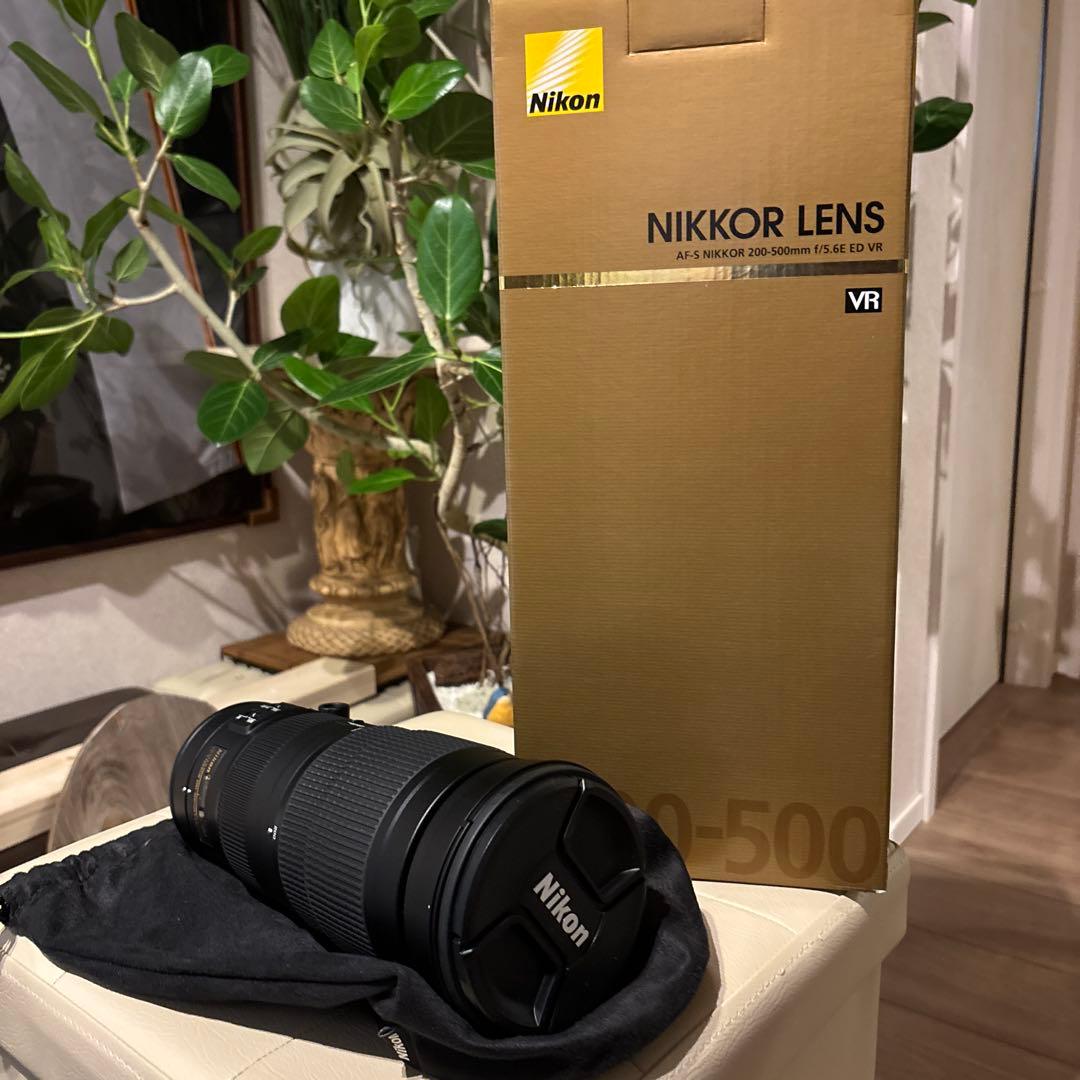 カメラレンズ AF-S NIKKOR 200-500mm レンズプロテクト付き