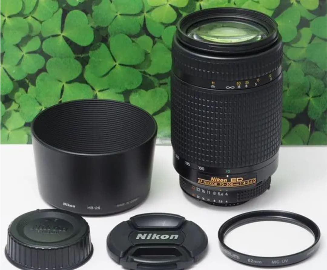 【美品】NikonニコンAF ED70-300mm望遠レンズ❤️スポーツで大活躍