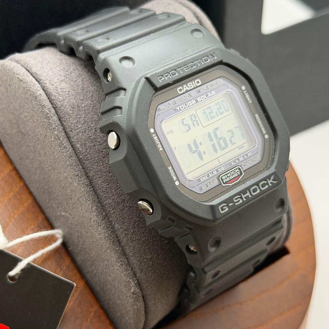 【新品未使用】カシオ　G-SHOCK GW-5000U-1JF 箱付　スクリュー