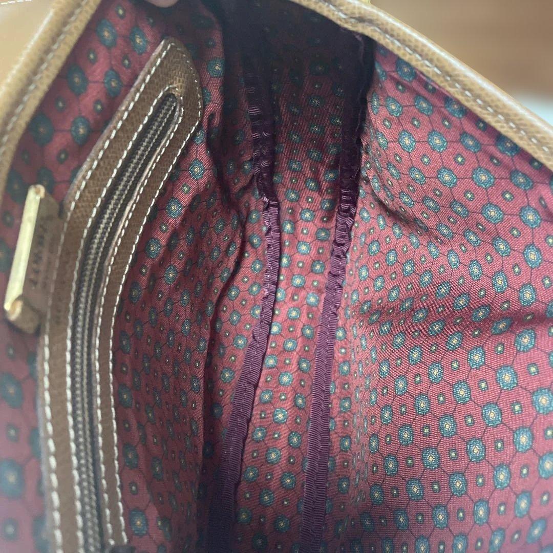 LOEWE　ロエベ　ショルダーバッグ　専用袋付き