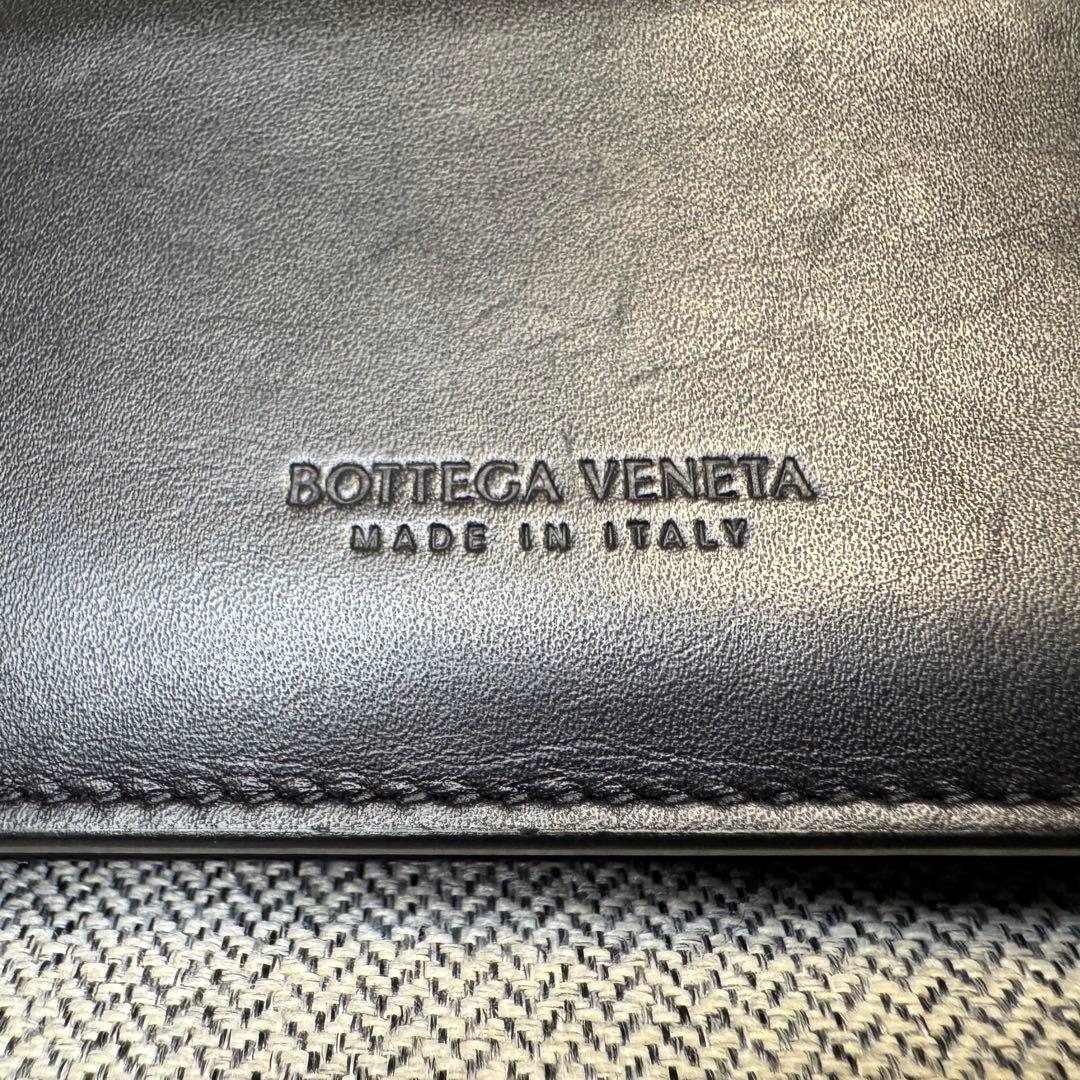 BOTTEGA VENETA イントレチャート カードケース 名刺⼊れ ブラック