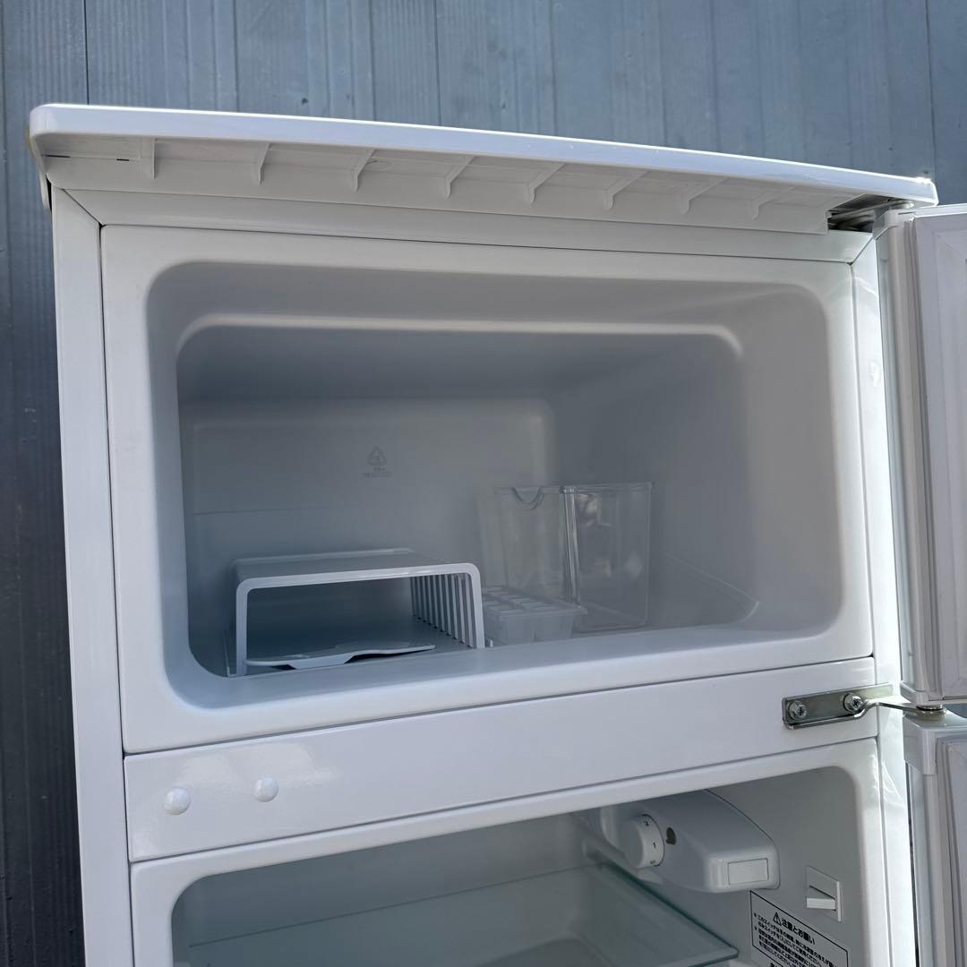 美品 アイリスオーヤマ 2021年製 冷蔵庫 90L コンパクト 小型 静音