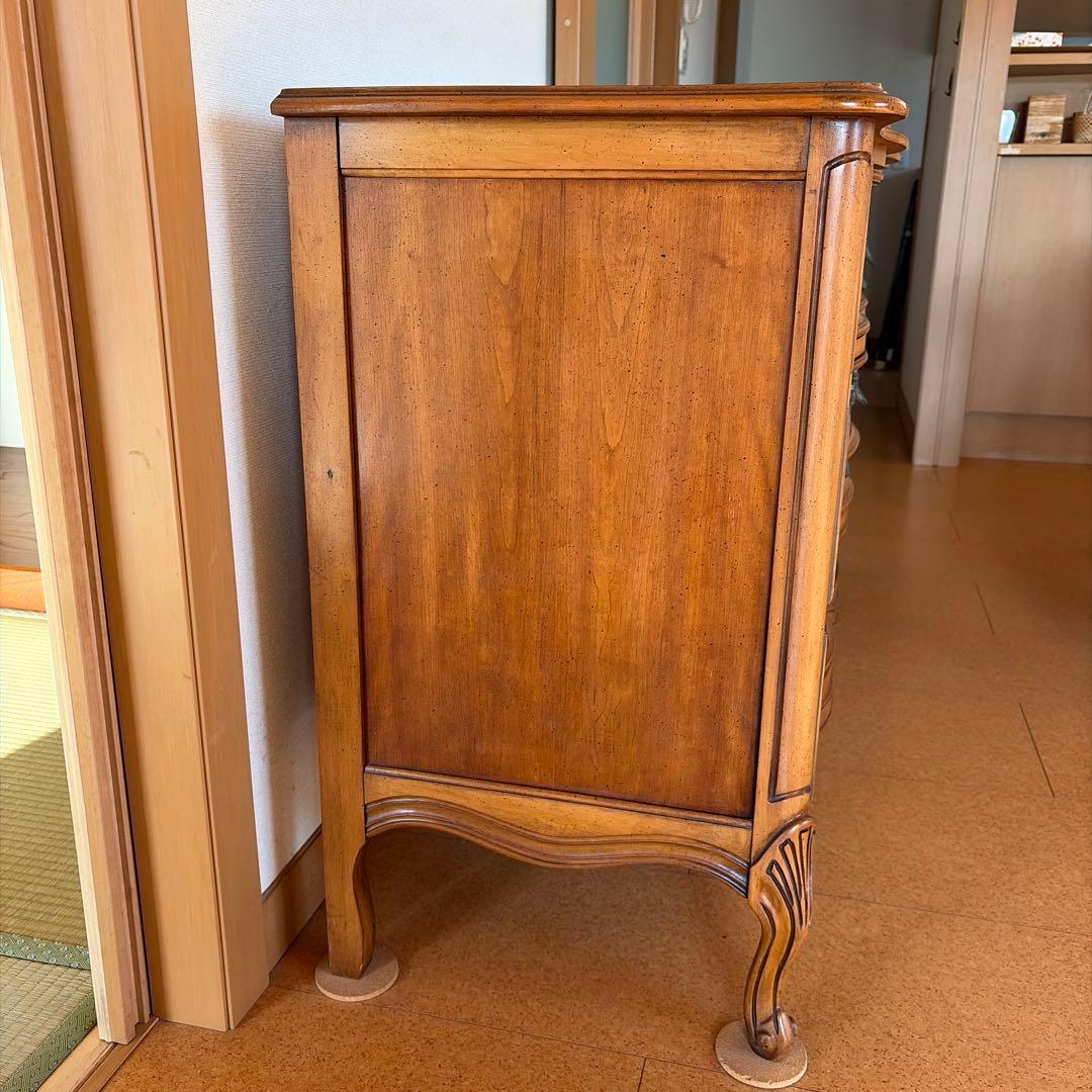 アメリカヴィンテージ　ディキシー(Dixie) 猫脚サイドボード