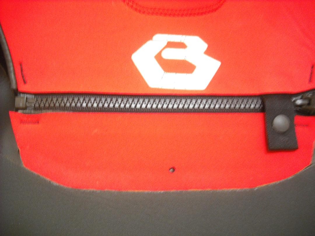 【専用・状態抜群】BEWET　セミドライ　ウエットスーツ　既成ML