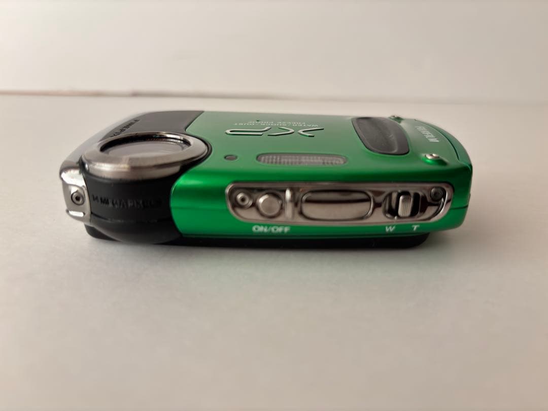 防水デジタルカメラ　FINEPIX XP50