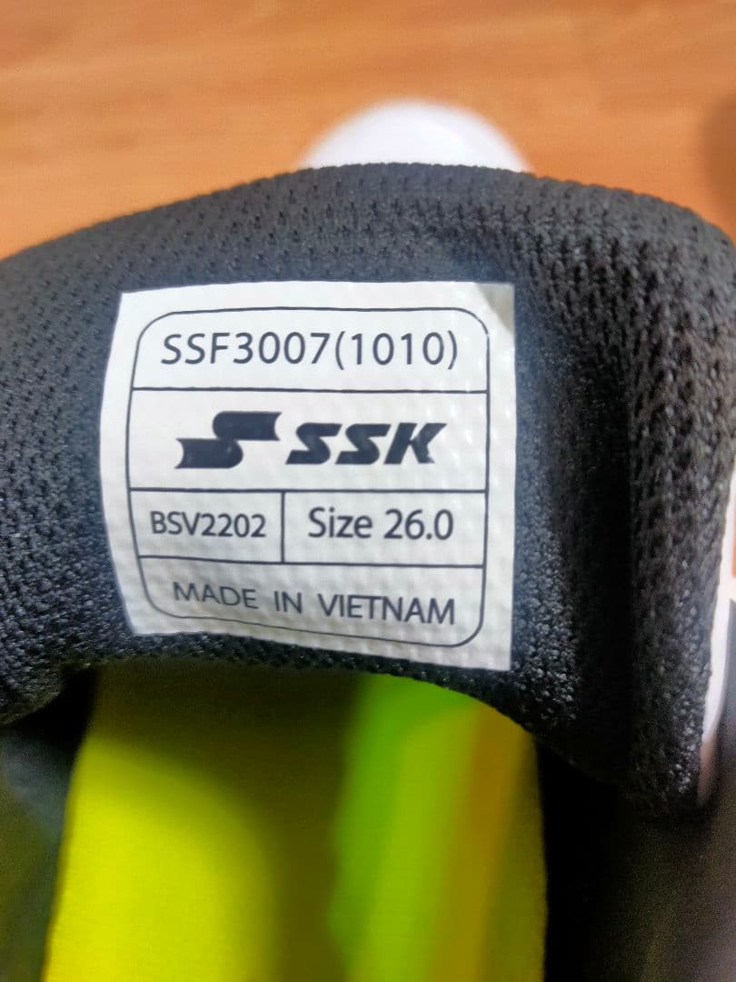 【新品】野球スパイク SSF3007 ホワイトPカバー付き26.0cm