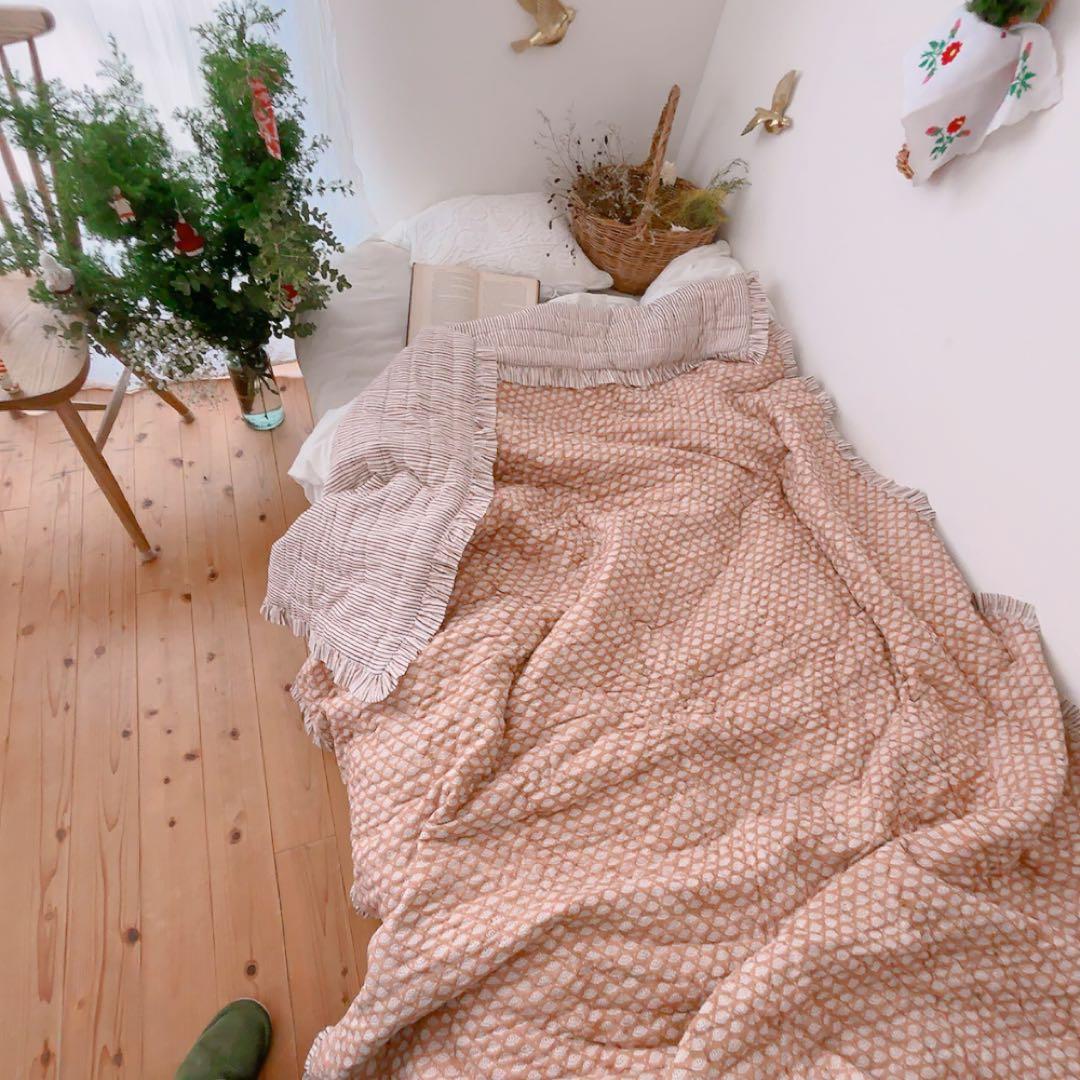 【フリルキルト】ブロックプリントキルト　布団　ソファーカバー　ベッドカバー