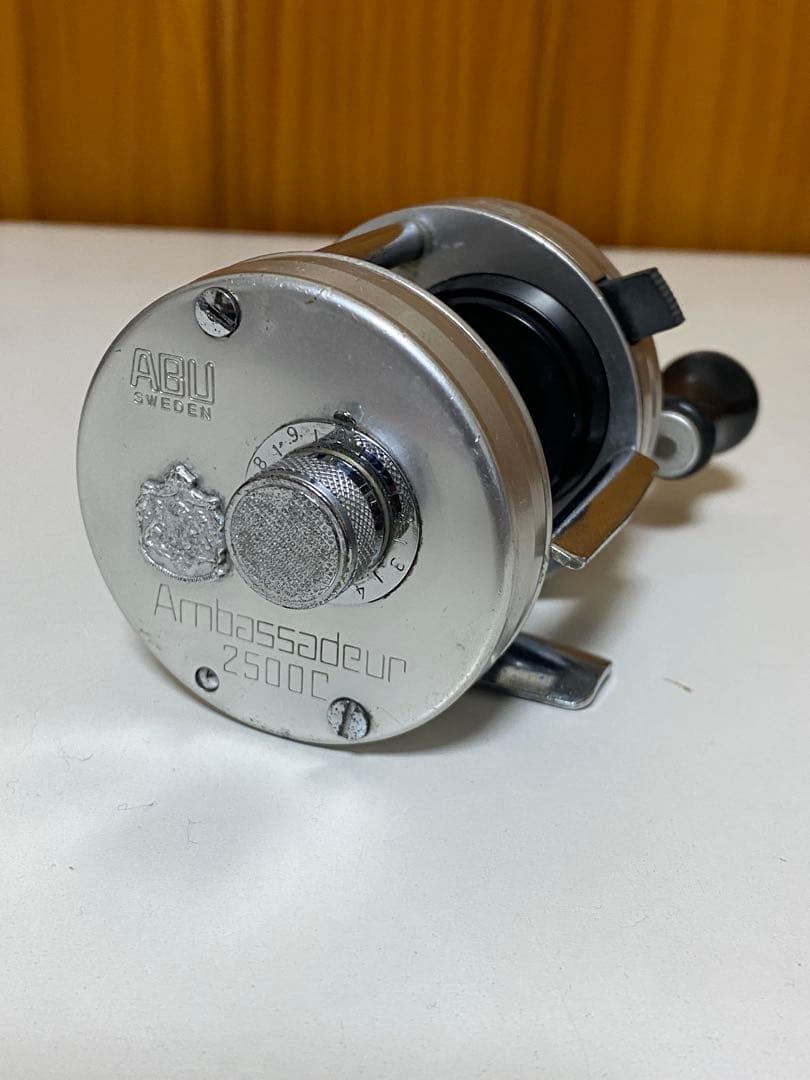 り*う様 ❤️希少❤️ABU Ambassadeur 2500C ベイトリール