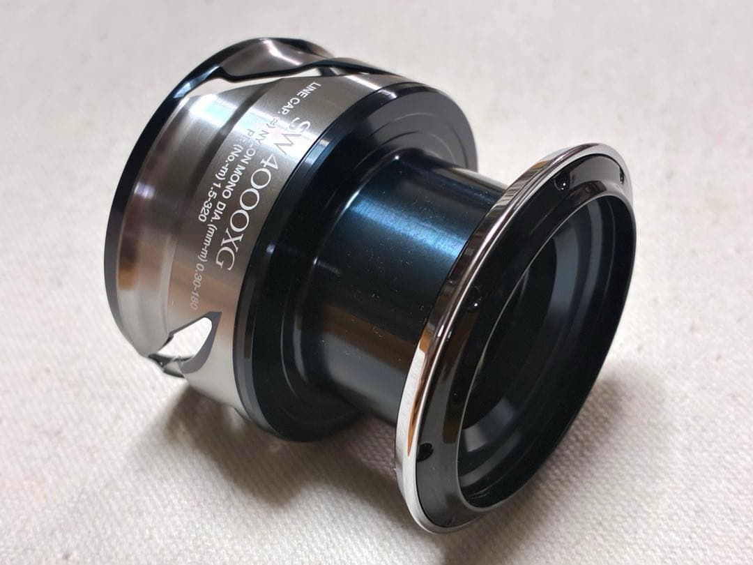 【未使用品】シマノ リール 21ツインパワーSW 4000XG【純正スプール】