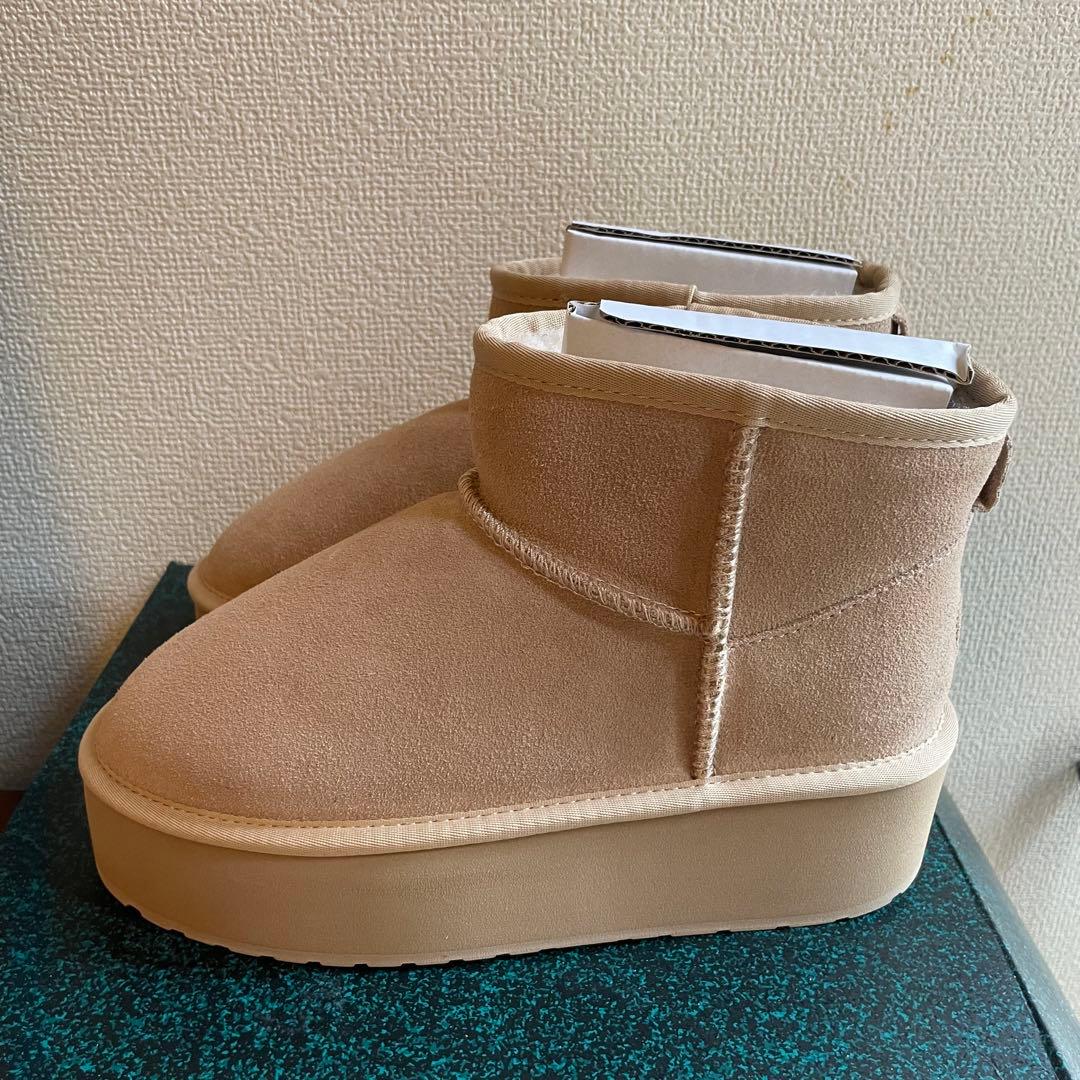 【新品】箱無 EMU Australia ムートンブーツ ベージュ 24cm/7