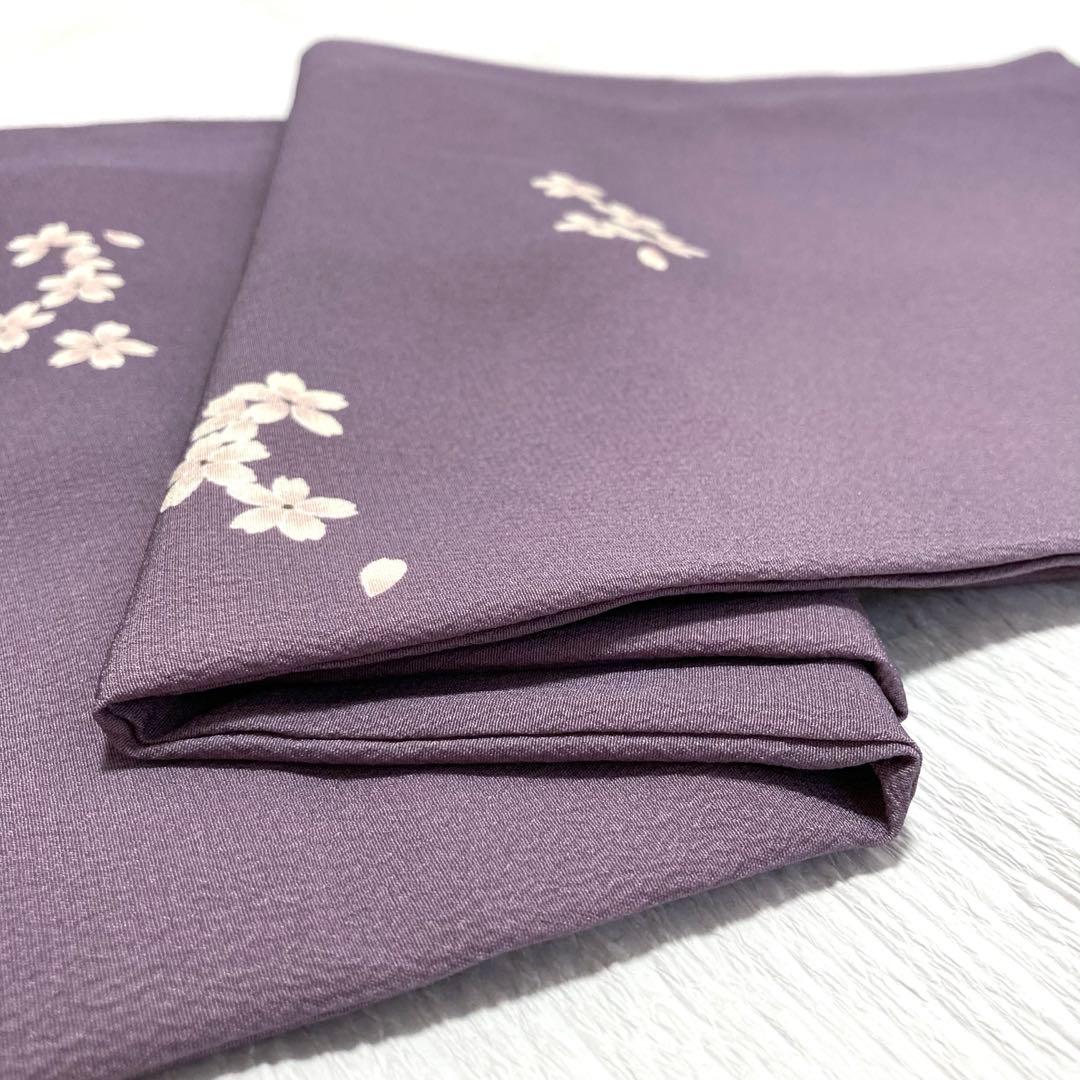 【美品✨】東レシルック　洗える着物　小紋　くすみの紫色　桜　雪輪に狛犬　駒　P5