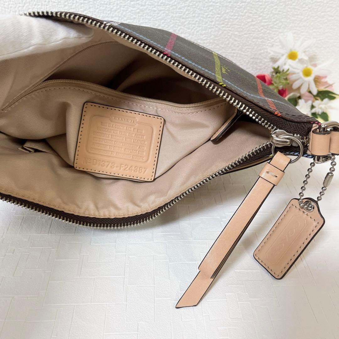 極美品★COACH コーチ ショルダーバッグ 斜め掛け PVC×レザー チャーム