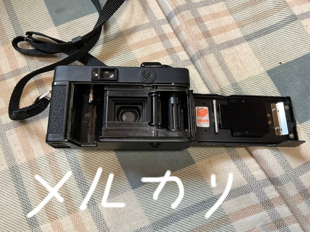 コニカ　C 35 EF。フイルム式コンパクトカメラ。【美品、ミノルタとの合併前】