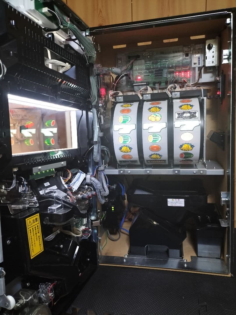 【専用】⚡️プレミアムハナハナ30 パチスロ実機 不要機付 たのメル便発送