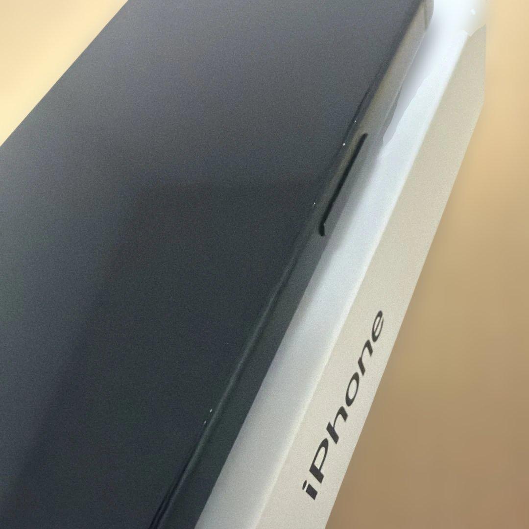 Apple iPhone 15ブラック 128GB 本体 SIMフリー