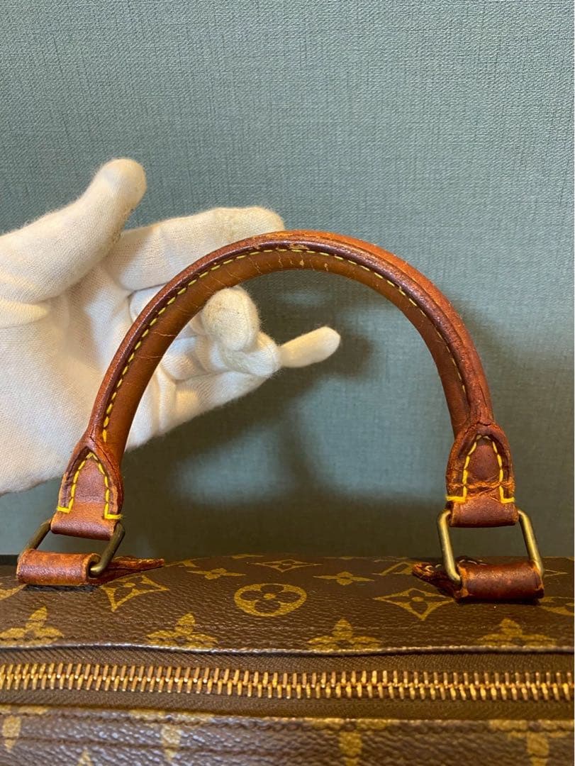 LOUIS VUITTON ルイヴィトン モノグラム スピーディー30