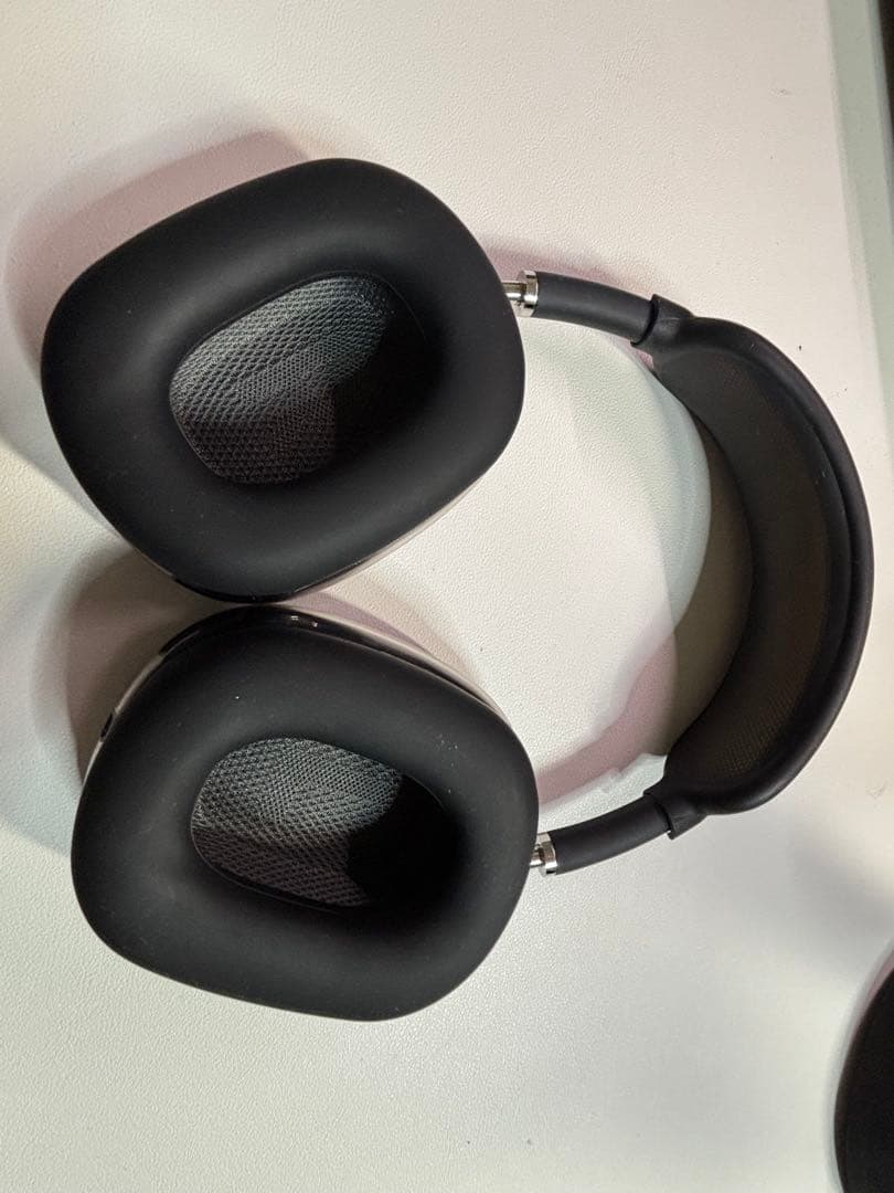 【lia】Airpods Max ブラック