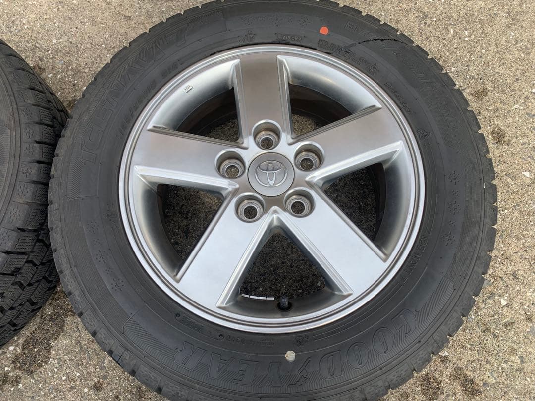 価格商談歓迎。ヴォクシー純正ホイール　スタッドレスタイヤホイールセット