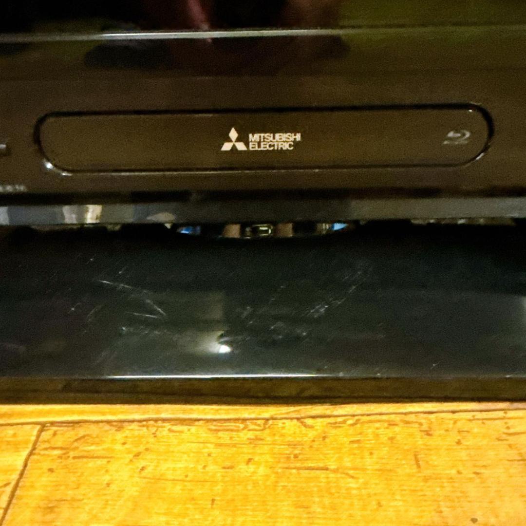 MITSUBISHI REAL LCD-V32BHR11 ブルーレイ内蔵　テレビ