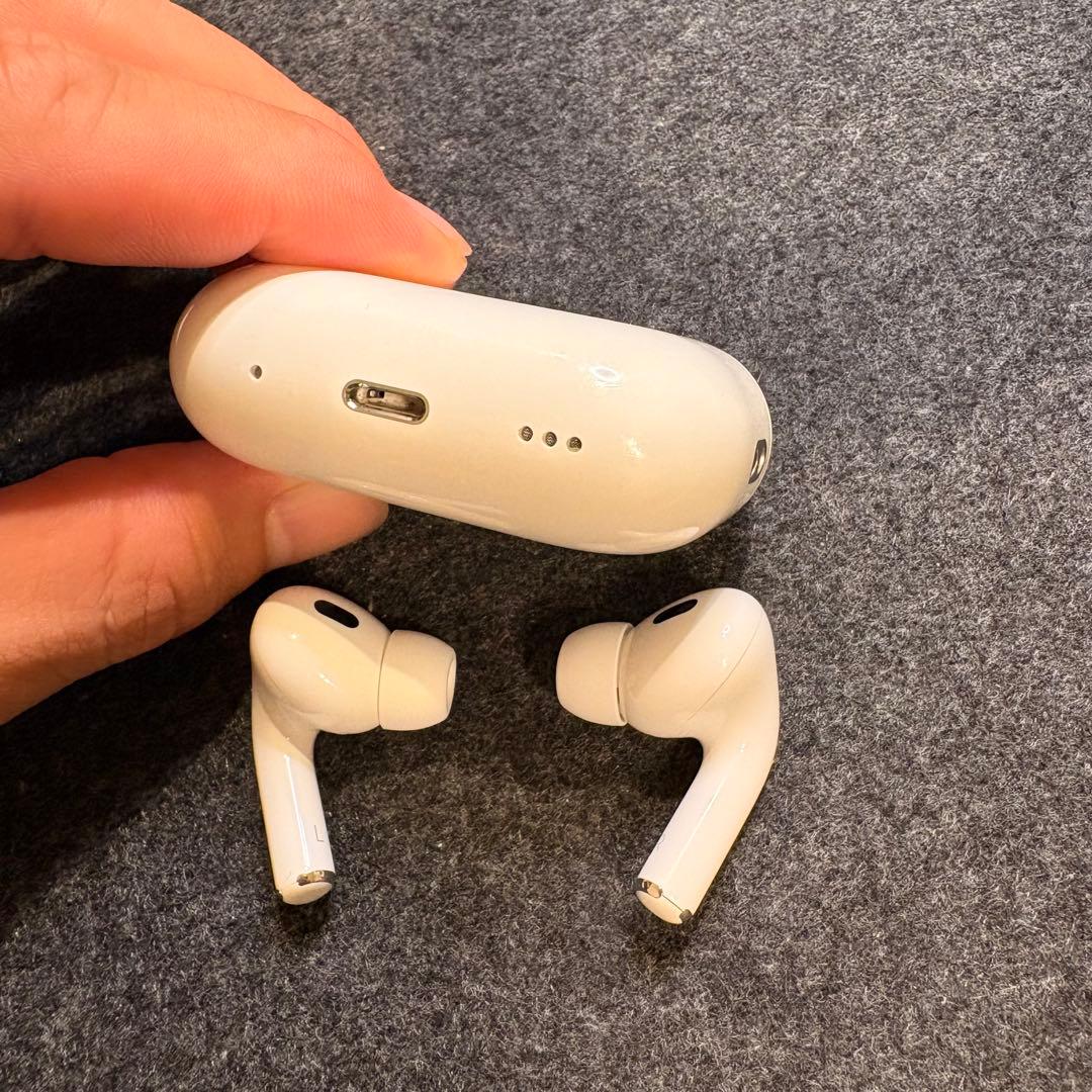 AirPods Pro 2 本体 ホワイト　A2698 左右セット
