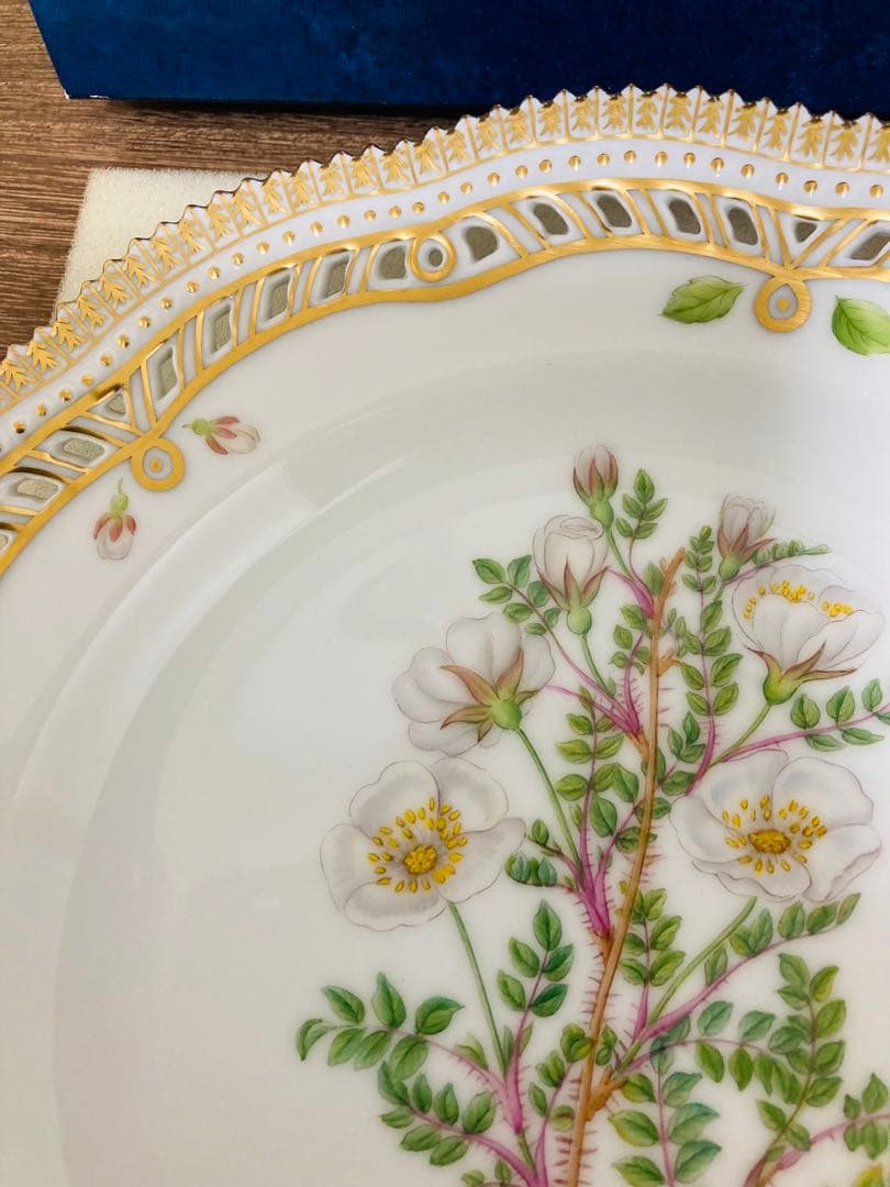 ロイヤルコペンハーゲン　フローラダニカ　25センチ