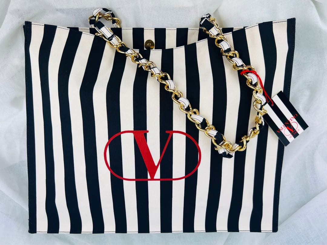 VALENTINOトートバッグ ストライプ チェーンハンドル ブラック×ホワイト