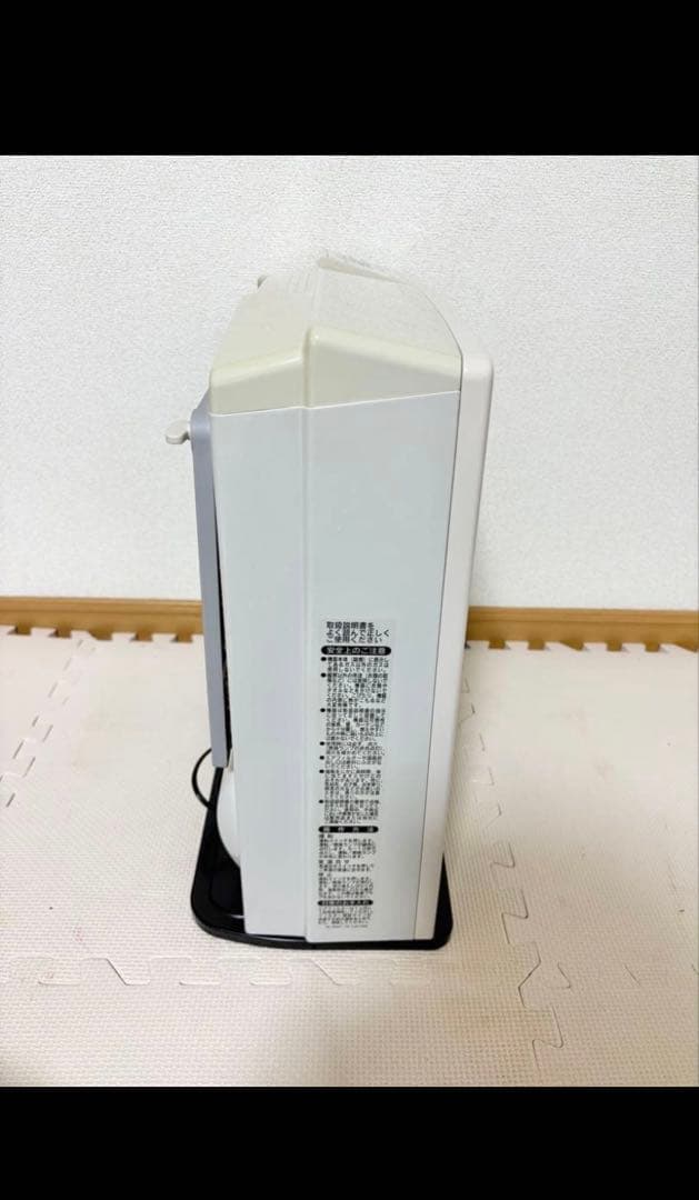 ホワイトRinnaiガスファンヒーター ガスコード3m付き　LPガス用