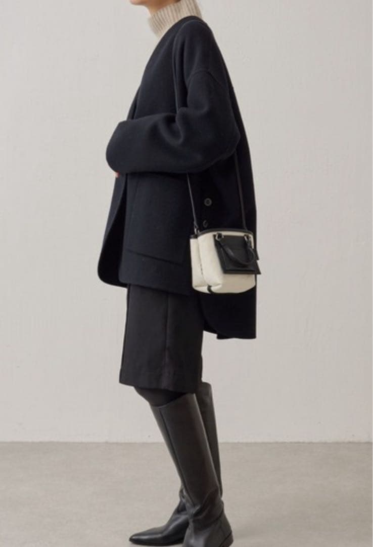 【美品】BEARDSLEY ショートリバーコート　黒