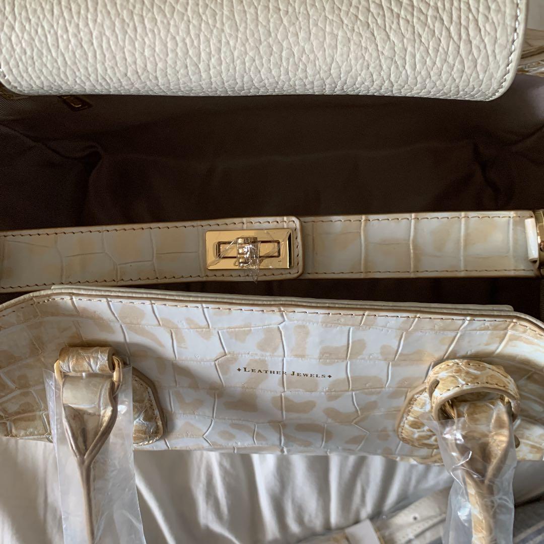 レザージュエルズ ギャレリア　ココリュクスイタリアンレザークロコダイル型押し