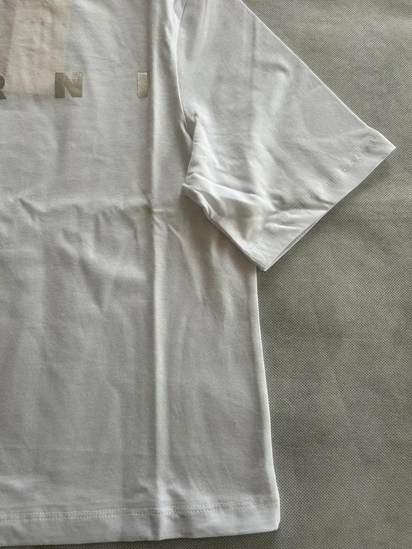 【新品】大人もOK MARNI ロゴプリント Tシャツ 12Y 150cm